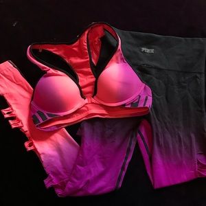 Victoria’s Secret PINK Sports Bra